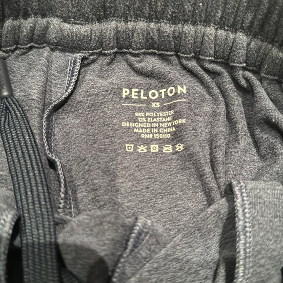 Peleton Ladies Dreamblend jogger size XS - Picture 4 of 6
